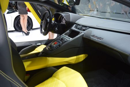 012-lamborghini-aventador-lp720-4-50-anniversario