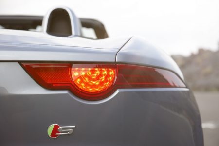 2013-jaguar-f-type_100403255_l