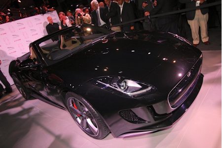 2014-jaguar-f-type_100403287_l