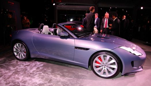 2014-jaguar-f-type_100403296_l