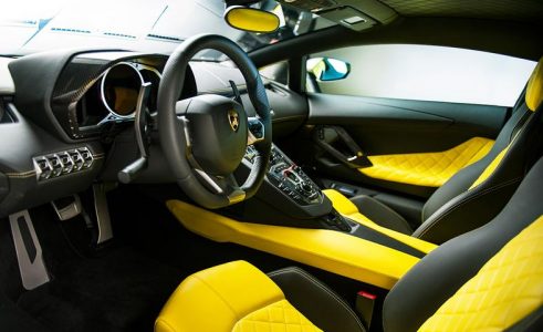 2014-lamborghini-aventador-lp720-4-50-anniversario-interior-photo-512525-s-787x481