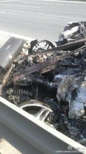 Terrible accidente de un Ferrari F430 en Pekín