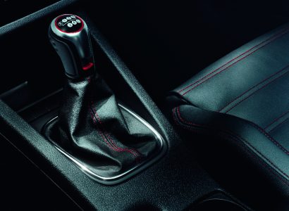 DB2012AU00575