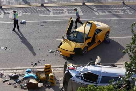 Destrozan un Lamborghini Murciélago en China