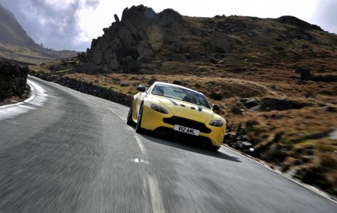 Aston Martin V12 Vantage S