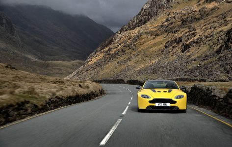 Aston Martin V12 Vantage S