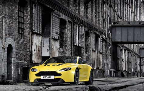 Aston Martin V12 Vantage S