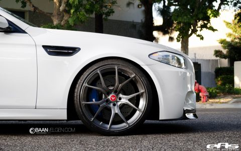 Vorsteiner BMW M5