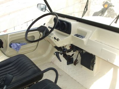citroenmehariwaitingformotafterrestoration6