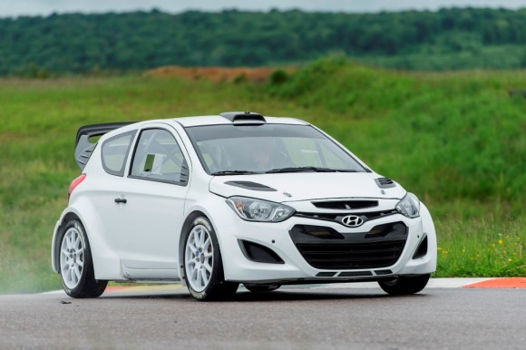 Hyundai prueba con éxito su nuevo i20 WRC