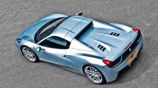 Kahn Design se atreve con el Ferrari 458 Spider