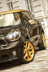 mini-paceman-roberto-cavalli-174
