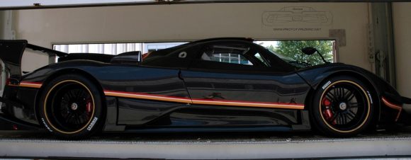 Pagani entrega el primer Zonda R Evolution a su propietario