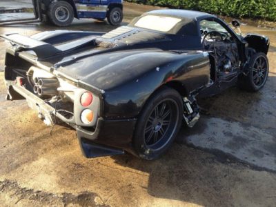 A la venta un Pagani Zonda Roadster destrozado