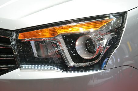09-2013-ssangyong-rodius-geneva