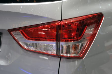 11-2013-ssangyong-rodius-geneva
