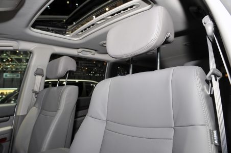 13-2013-ssangyong-rodius-geneva