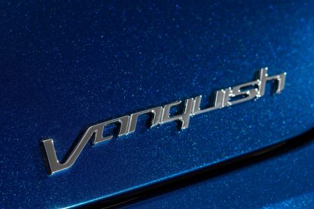 Aston Martin Vanquish Volante, oficial