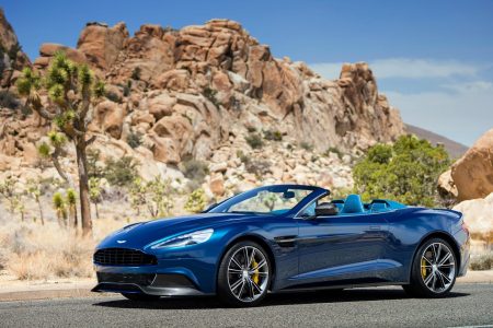 Aston Martin Vanquish Volante, oficial