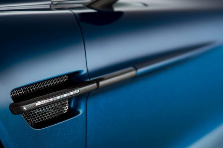 new-aston-martin-vanquish-volante-52