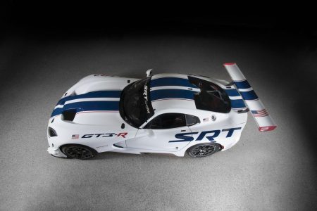 srt-viper-gt3-r-2