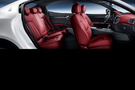 2014-maserati-ghibli-542