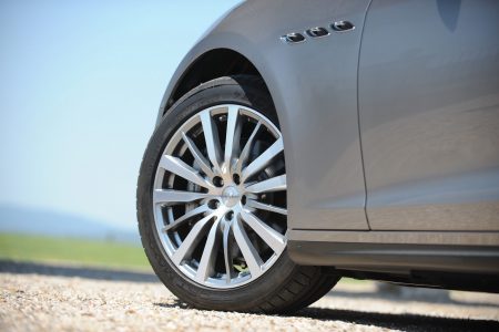 2014-maserati-ghibli-72