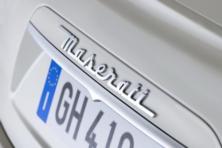 2014-maserati-ghibli-802