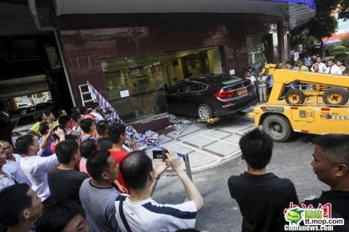 bmw-535i-accidentado-3