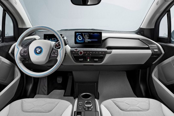 BMW i3: aquí lo tienes, al descubierto