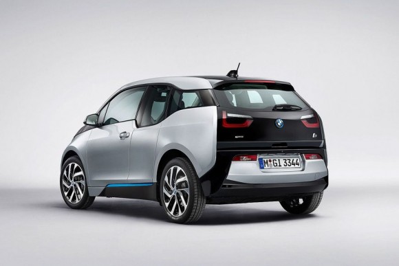 BMW i3: aquí lo tienes, al descubierto