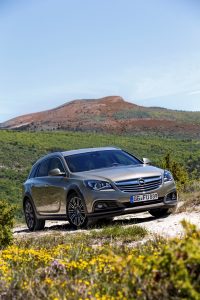 insignia-country-tourer_5