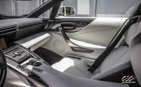 lexus-lfa-ma-20
