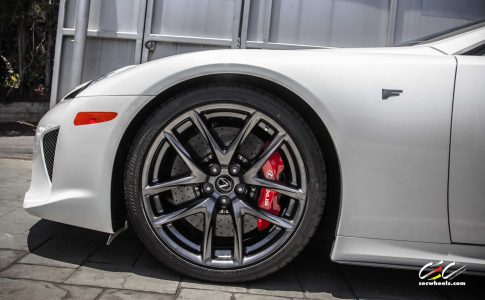 lexus-lfa-ma-7
