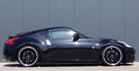 Nissan 370Z Black Bullet