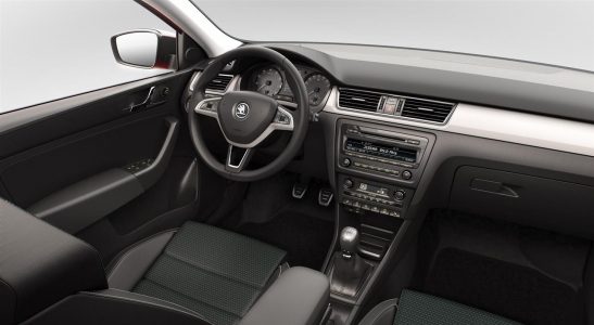 skoda-rapid-spaceback-06