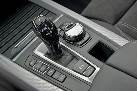 bmw-x5-m50d-15
