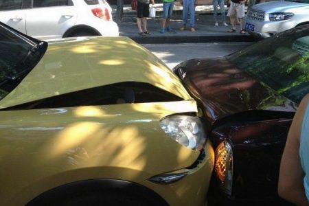 lovers-luxury-crash-72