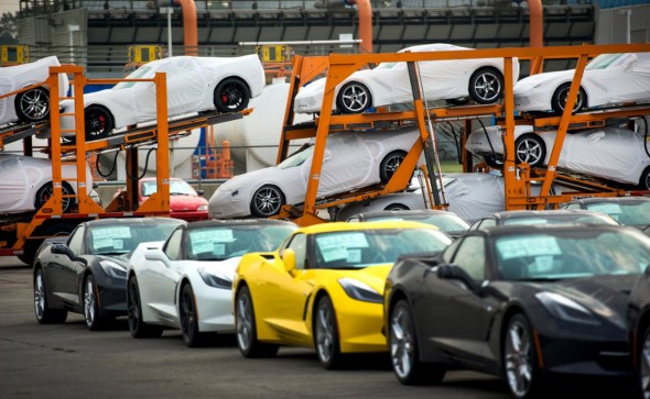 Chevrolet comienza a entregar los primeros C7 Stingray