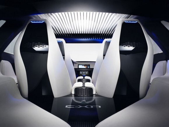 Jaguar C-X17 Sports Crossover Concept, ¡ya es oficial!