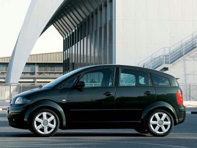 audi-a2-1999-photo-25-800x600