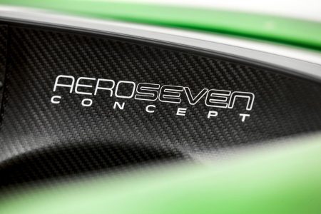 Caterham Aeroseven Concept, biplaza deportivo de diseño futurista