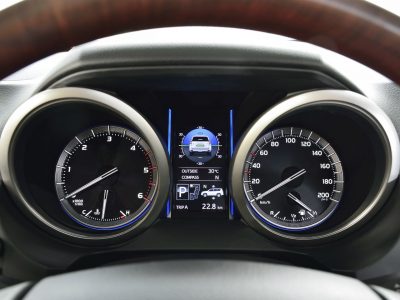toyota-land-cruiser-2014-11