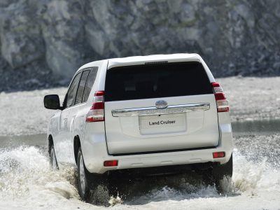 Toyota Land Cruiser 2014, nueva cara para el todoterreno nipón