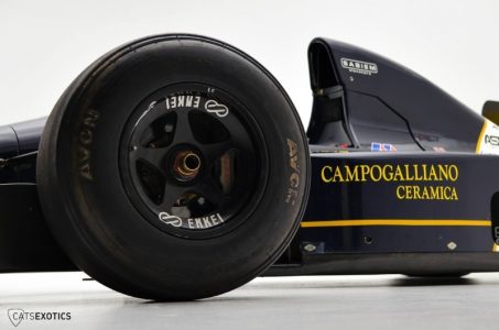 A la venta un extraño Lamborghini Minardi de F1