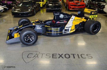 A la venta un extraño Lamborghini Minardi de F1