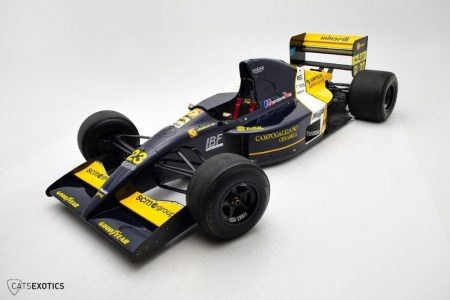 A la venta un extraño Lamborghini Minardi de F1