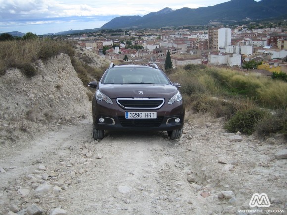 Prueba: Peugeot 2008 1.2 VTi 82 Active (equipamiento, comportamiento, conclusión)