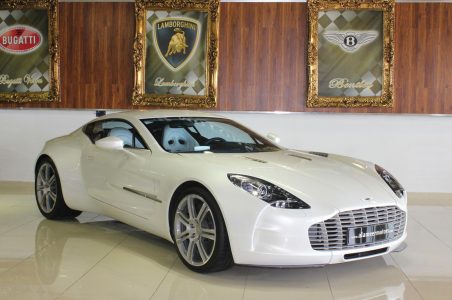 A la venta un Aston Martin One-77 completamente nuevo