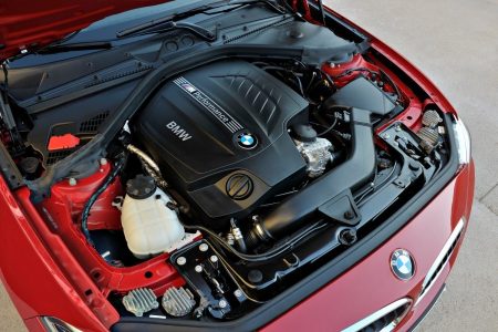 bmw-m235i-2014-05